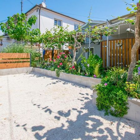 Apartman Enjoy Ровинь Экстерьер фото