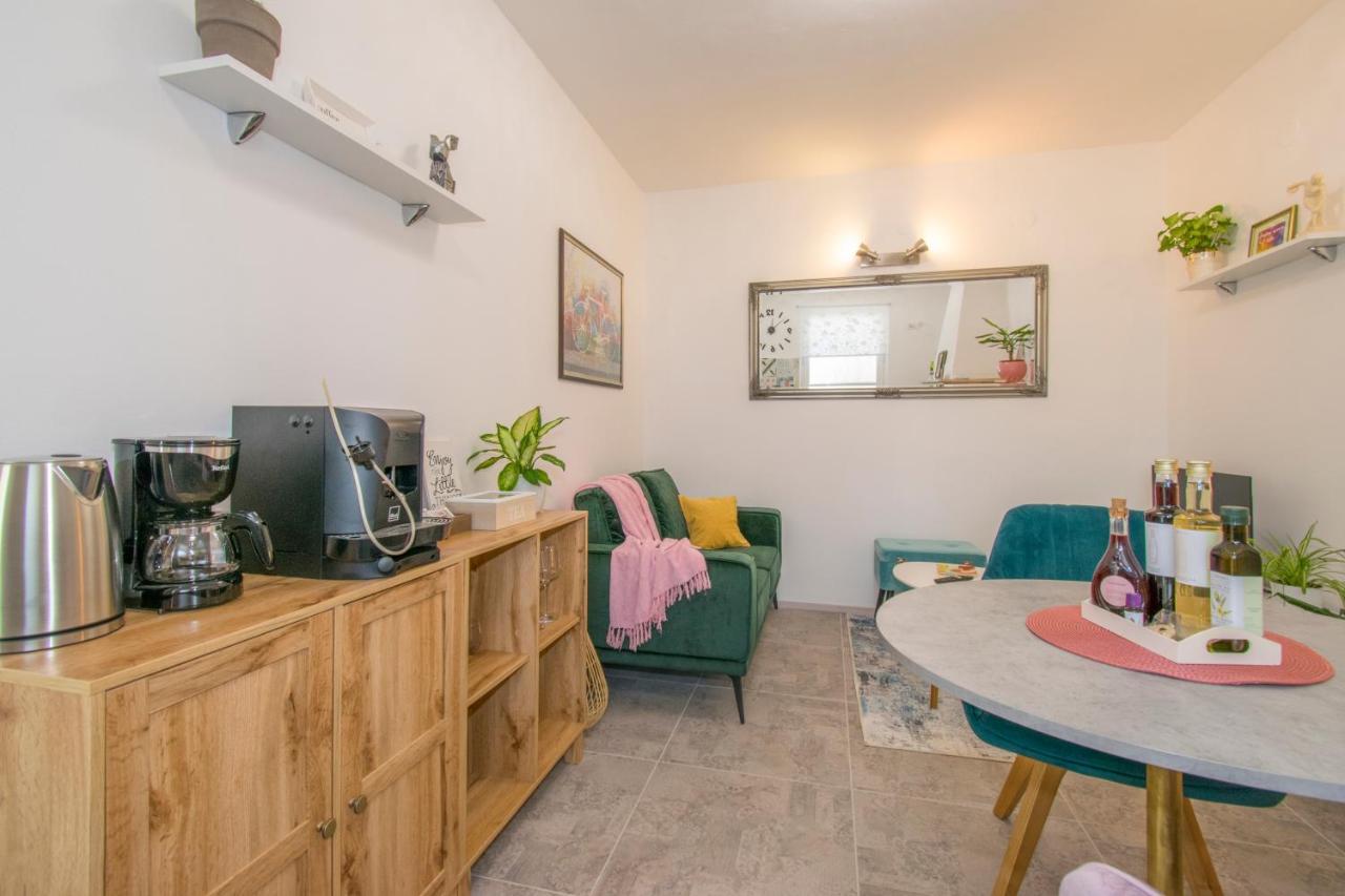 Apartman Enjoy Ровинь Экстерьер фото