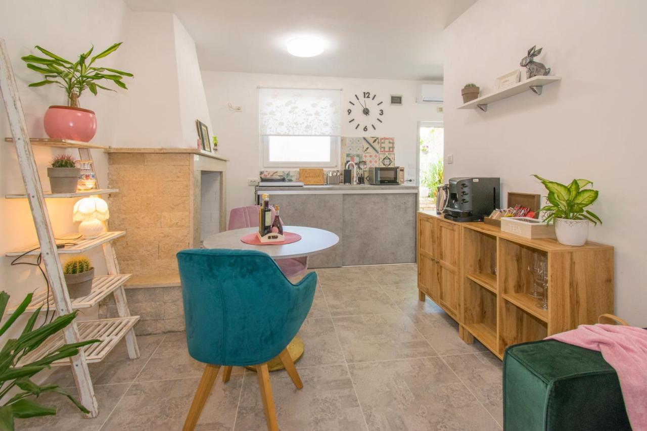 Apartman Enjoy Ровинь Экстерьер фото
