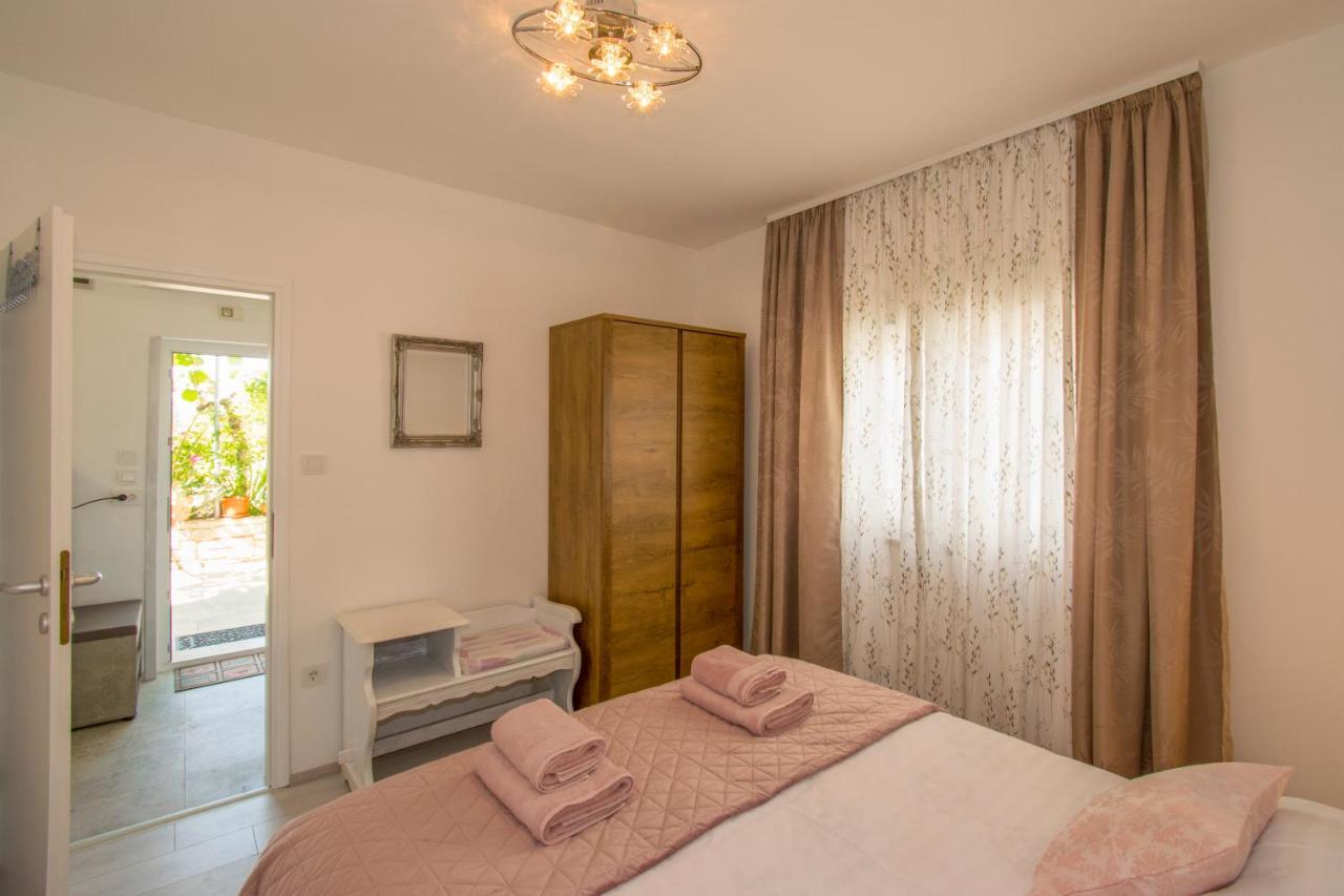 Apartman Enjoy Ровинь Экстерьер фото